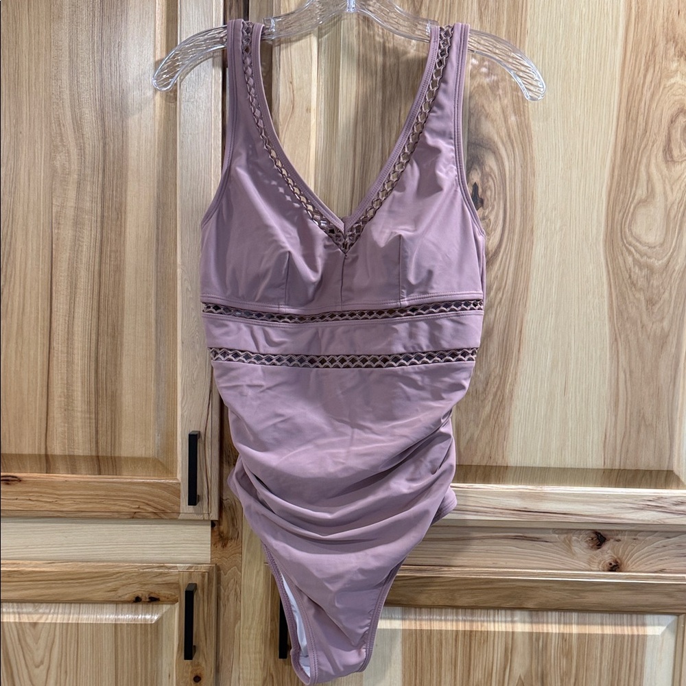 NWT Cupshe Dusty Rose Crochet Weave Trim Feminine One-Piece Swimsuit Size M